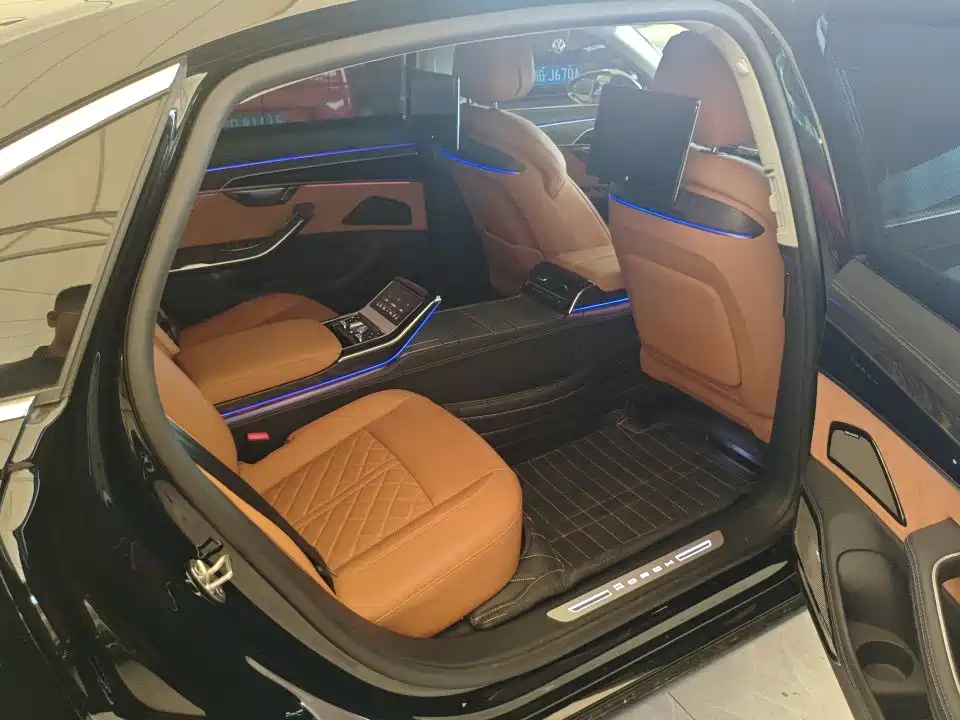 Audi A8 2024