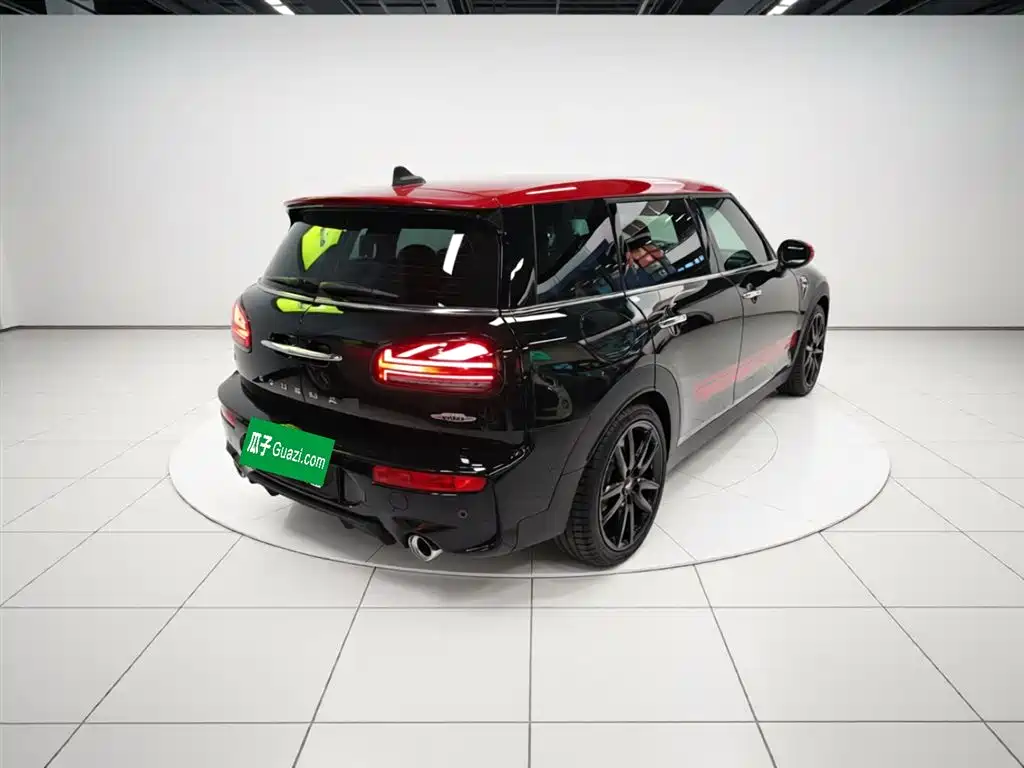 MINI JCW Clubman 2021 — фото 7