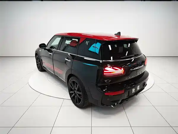 MINI JCW CLUBMAN 2021