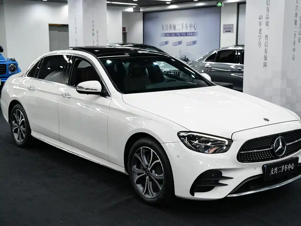 Mercedes-Benz E-Class 2021 — фото 4