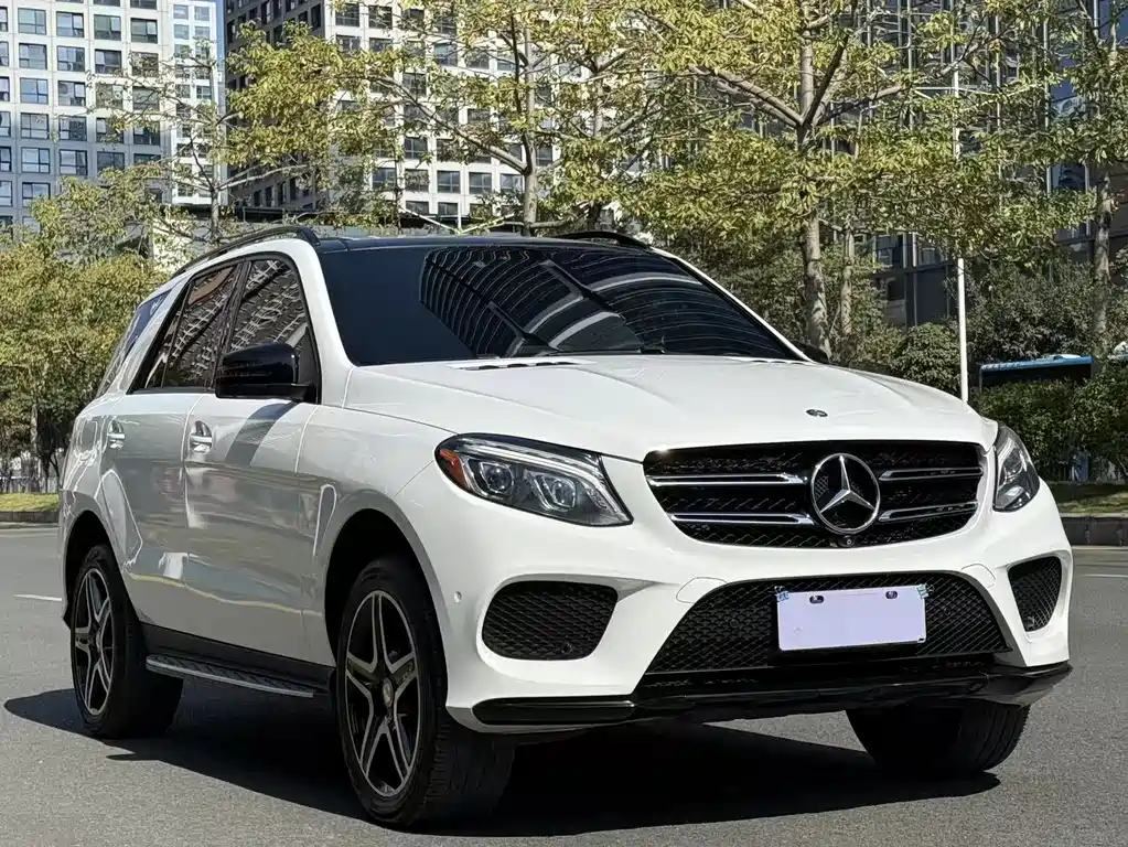 Mercedes-Benz GLE 2017 — фото 3