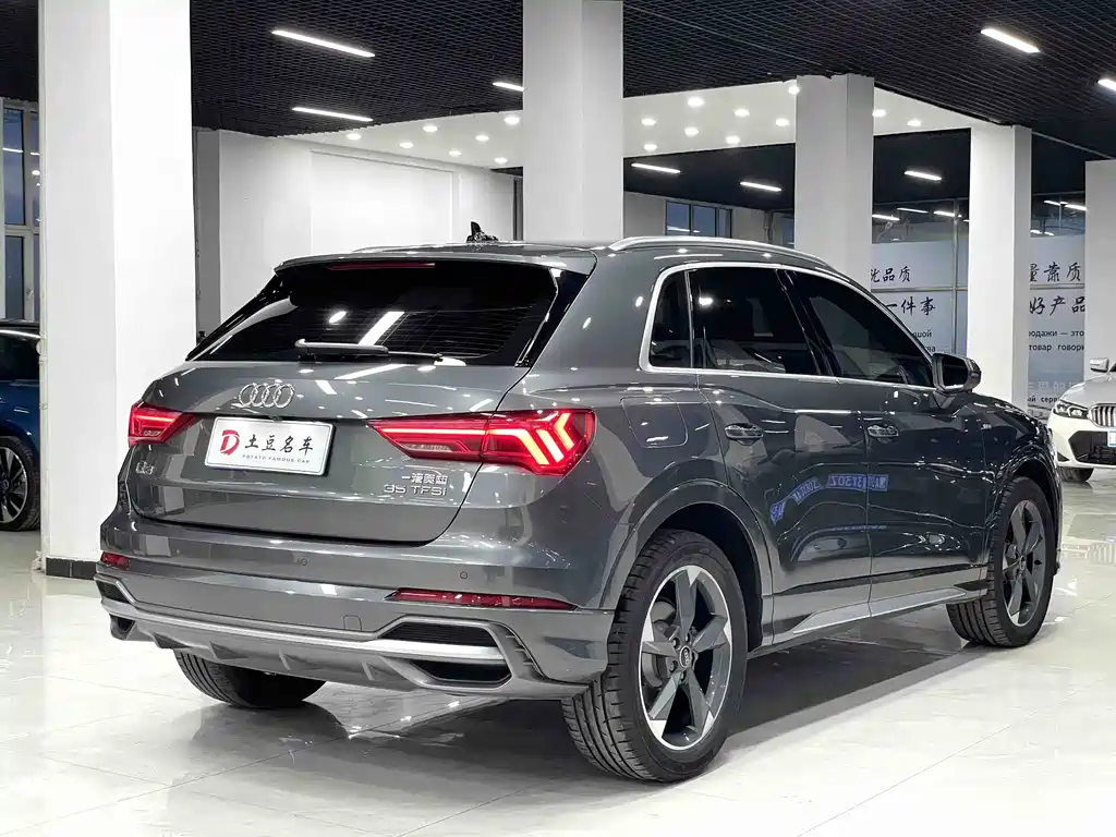 Audi Q3 2022 — фото 9