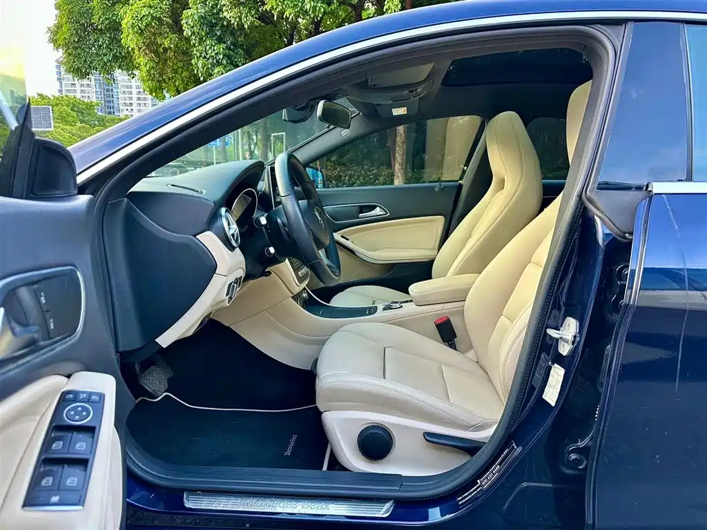 Mercedes-Benz CLA 2017