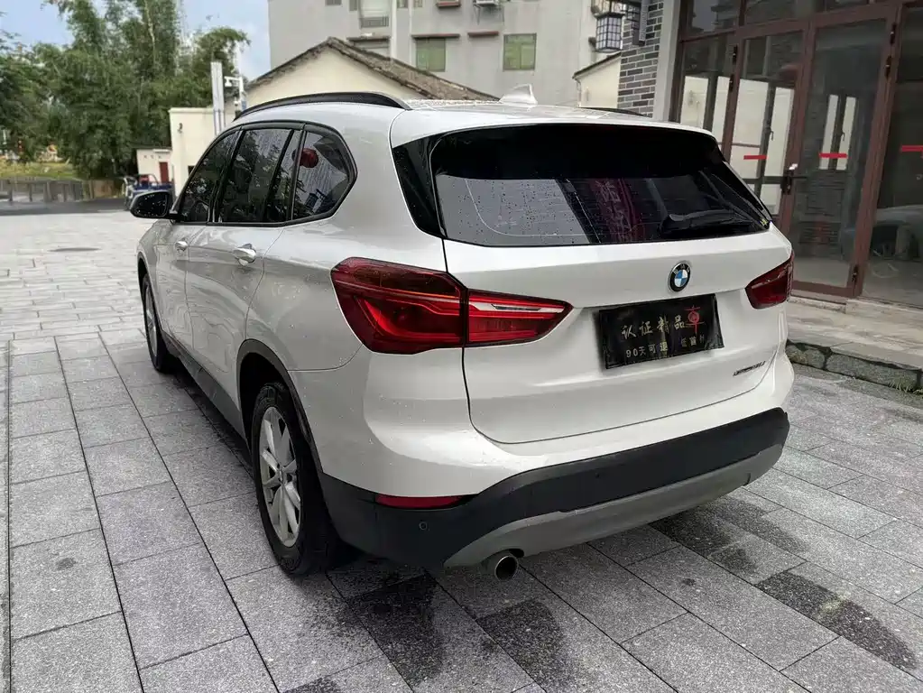 BMW X1 2018 — фото 6