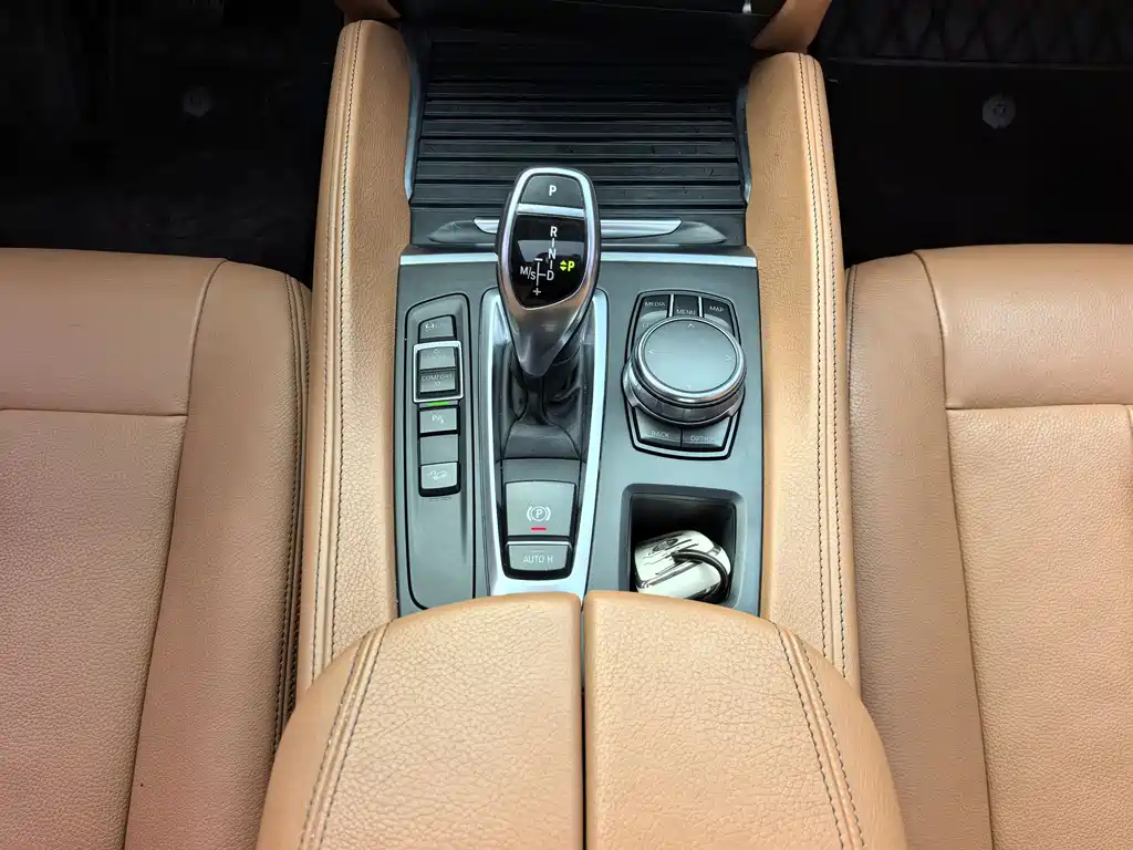 BMW X6 2018 — фото 15