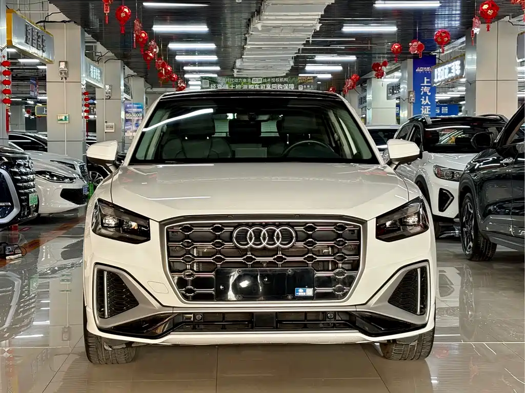 Audi Q2L 2022
