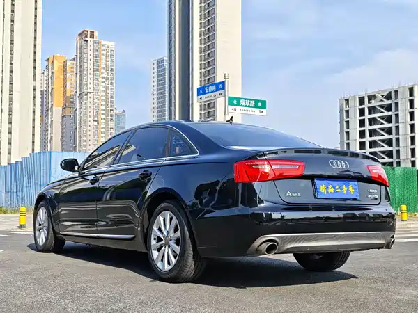 Audi A6L 2012