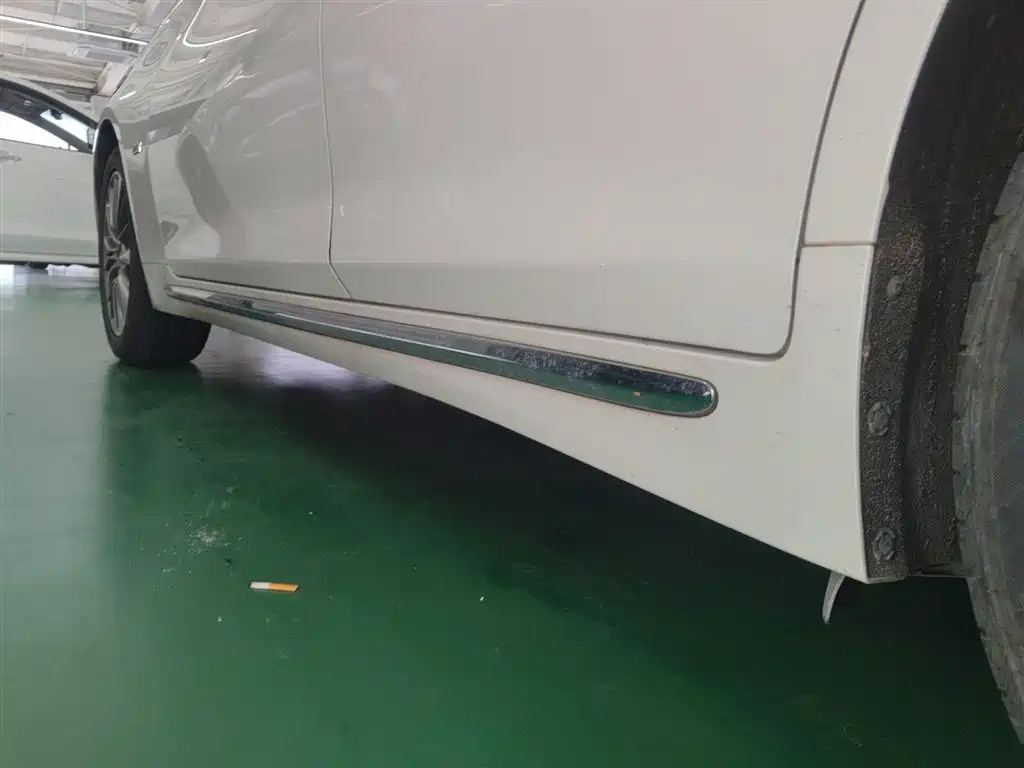 Infiniti Q50L 2019 — фото 22