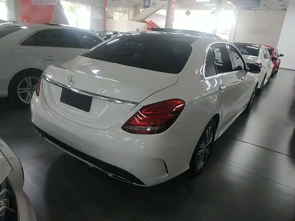 Mercedes-Benz C-Class 2017
