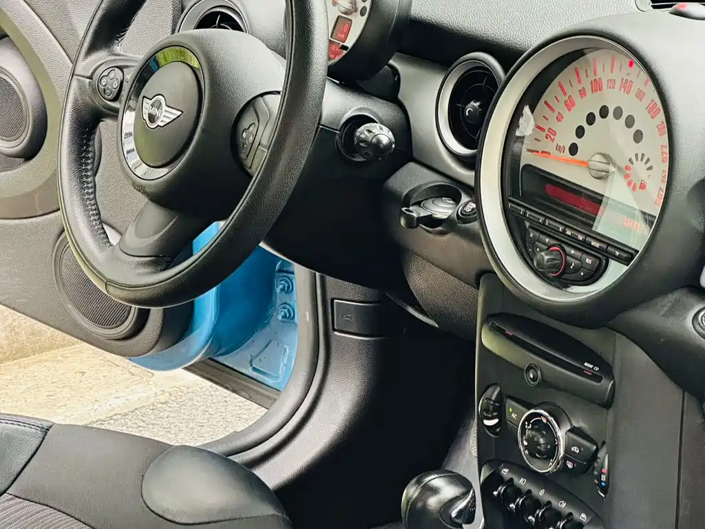 MINI Clubman 2013 — фото 12