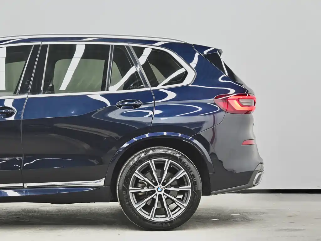 BMW X5 2021 — фото 23