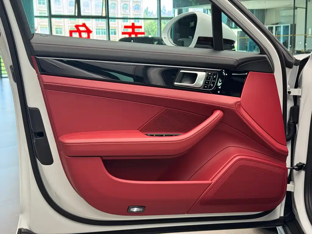 Porsche Panamera Hybrid 2019