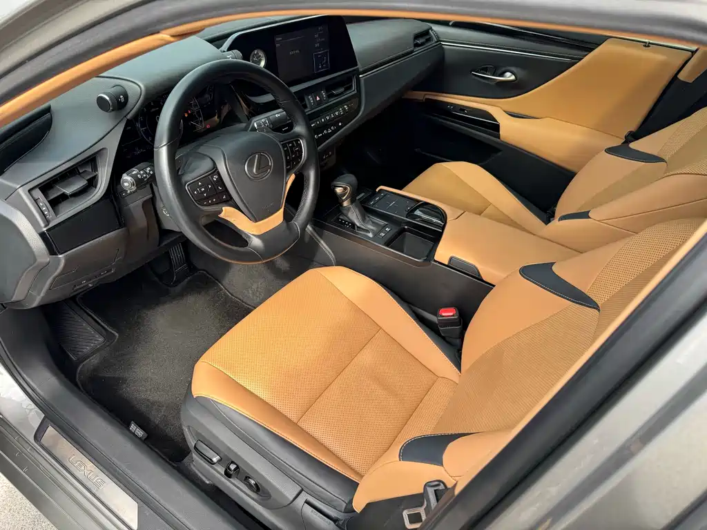 Lexus ES 2022 — фото 10