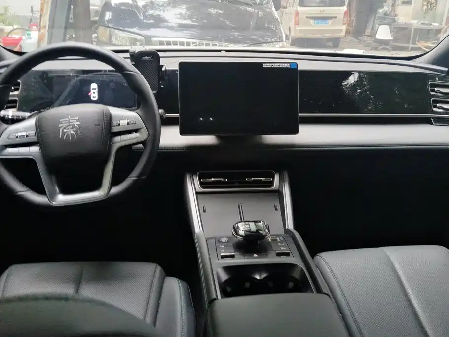 BYD Qin L 2025 — фото 11