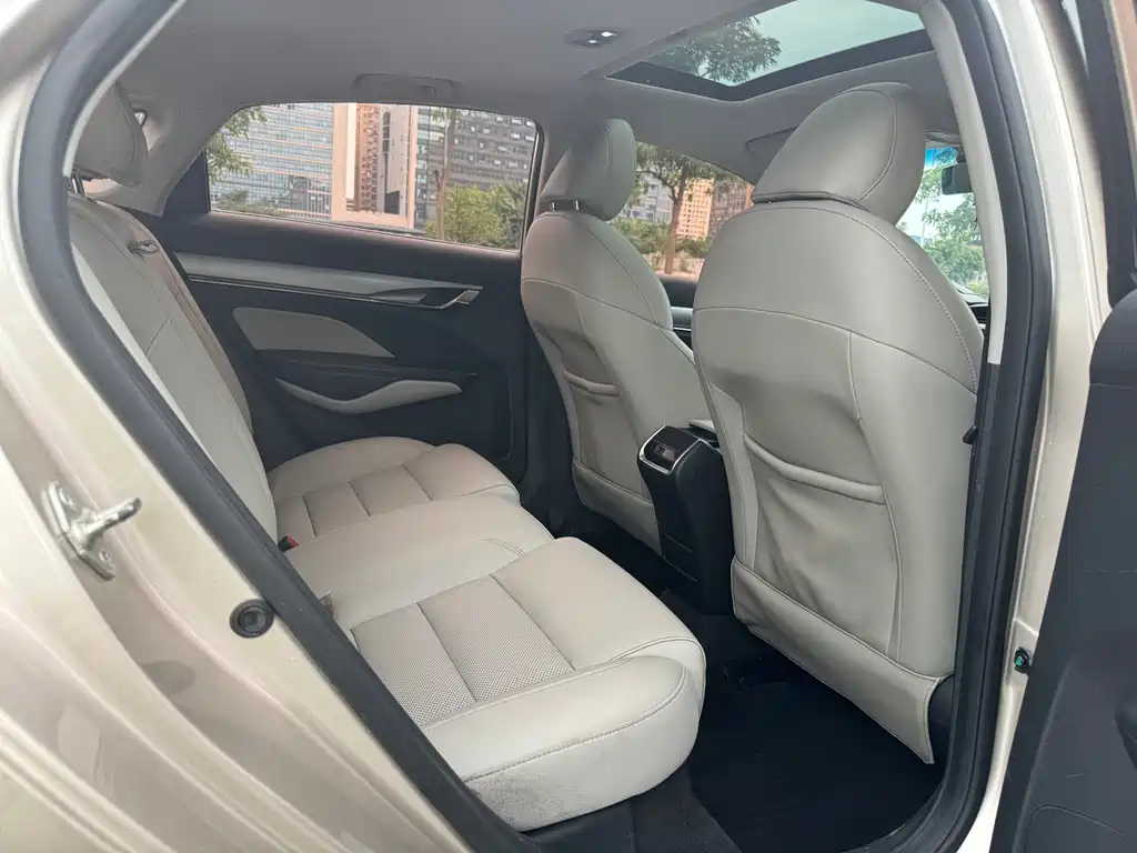 Geely Binrui 2018 — фото 11