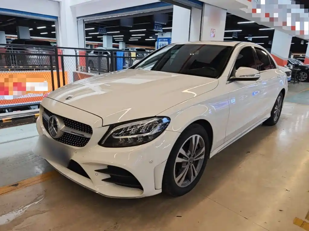 Mercedes-Benz C-Class 2020