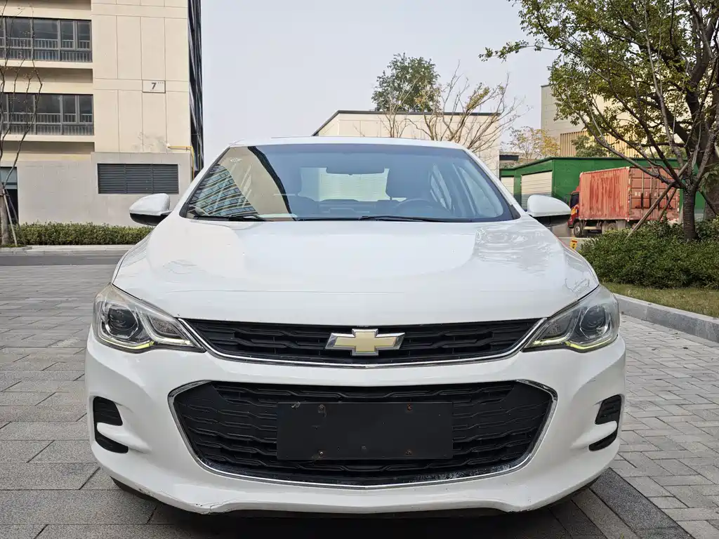 Chevrolet Cavalier 2018 — фото 1