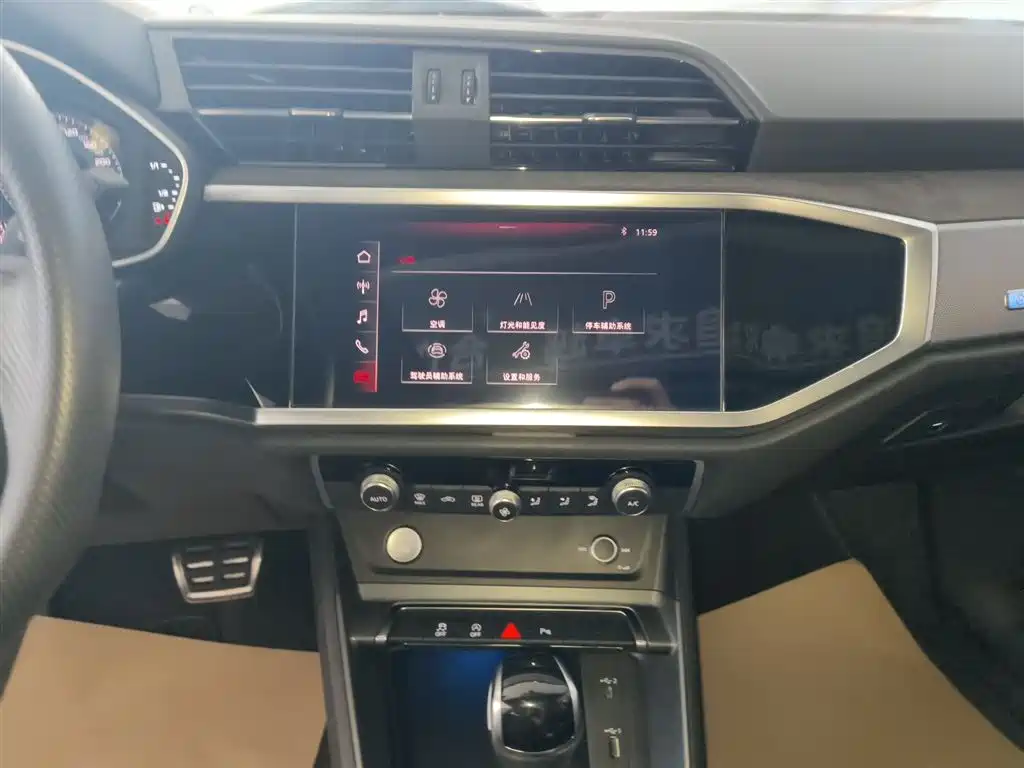 Audi Q3 Sportback 2020 — фото 9