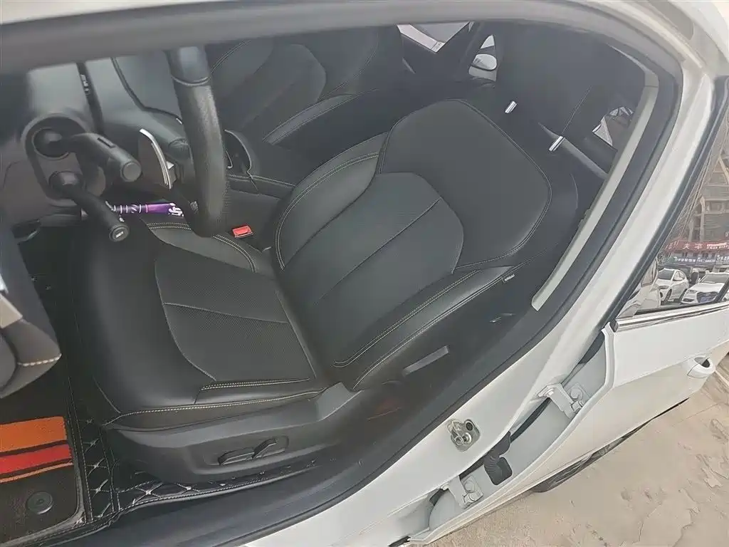 Roewe i6 MAX 2021 — фото 15