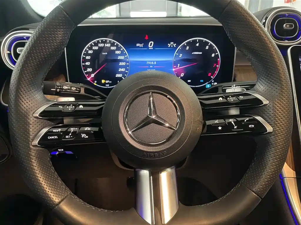 Mercedes-Benz GLC 2023 — фото 12