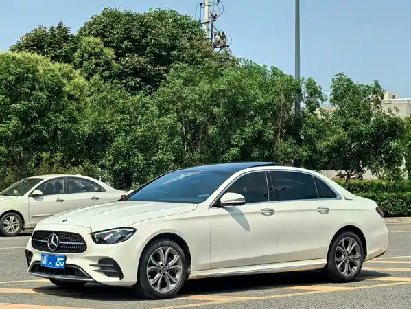Mercedes-Benz E-Class 2021