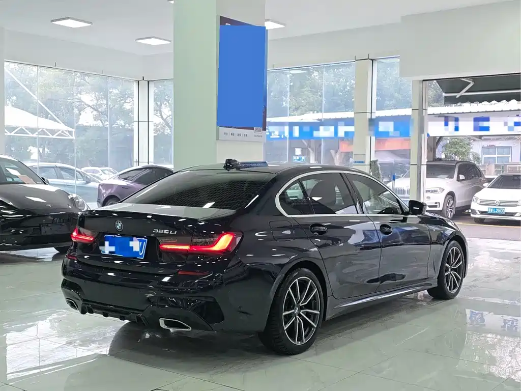 BMW 3 Series 2022