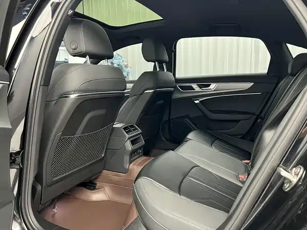 Audi A6L 2023