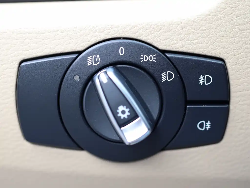 BMW X1 2014 — фото 23