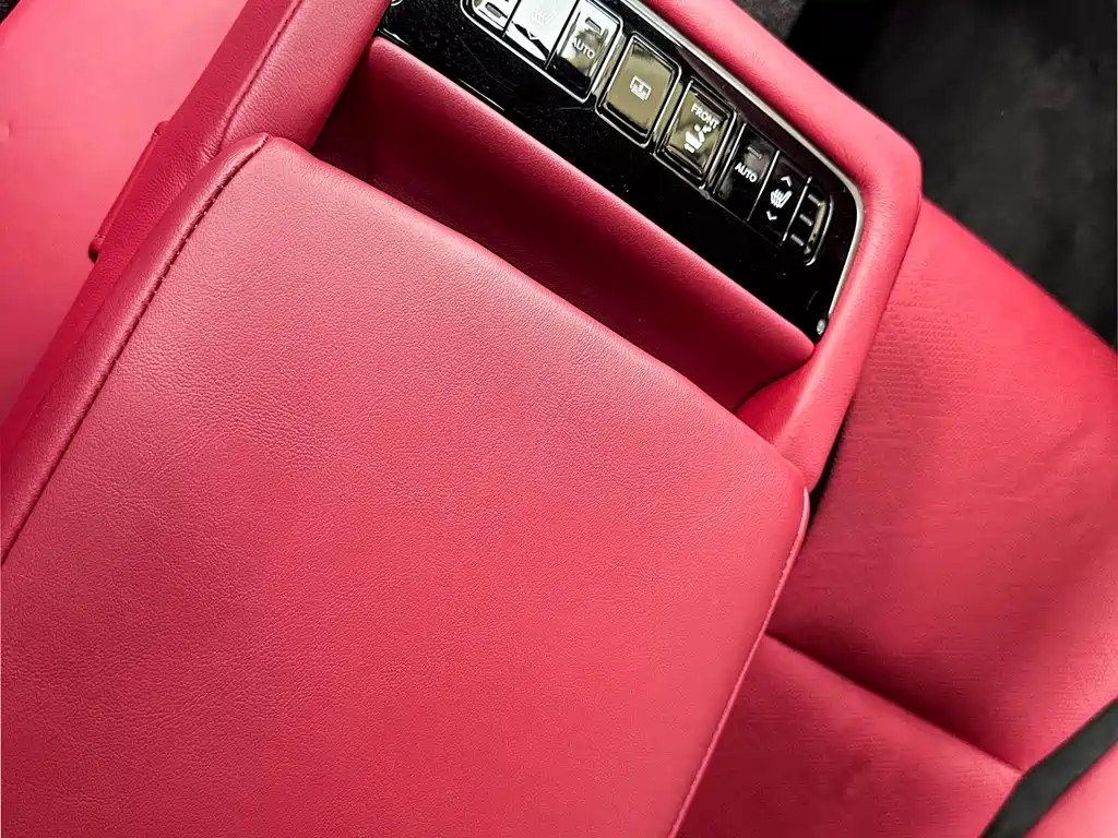 Lexus LS 2020 — фото 13