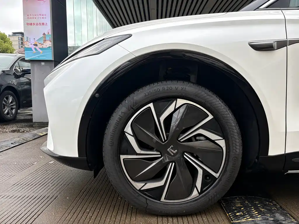 Roewe Feifan R7 — фото 2