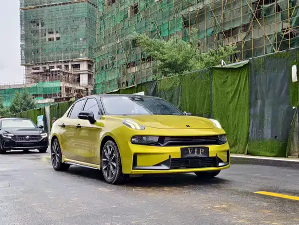 Lynk & Co 03 2020