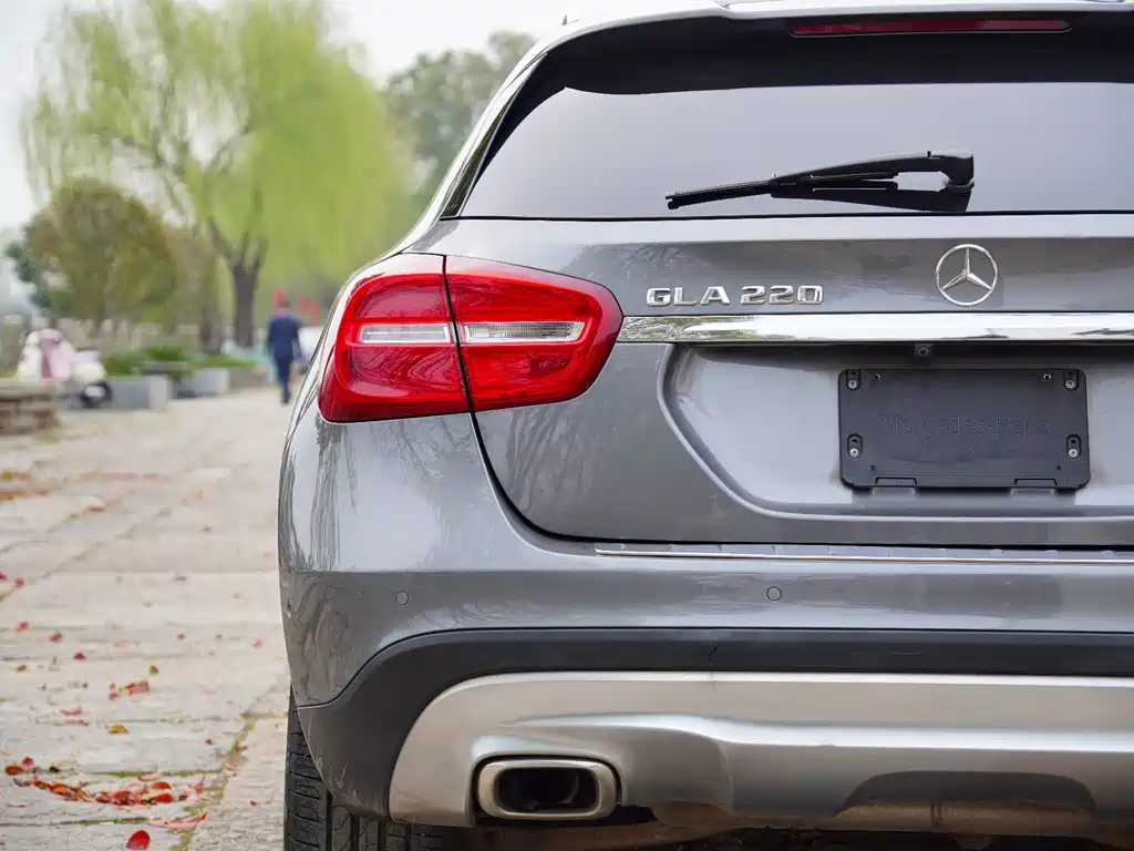 Mercedes-Benz GLA 2015 — фото 12