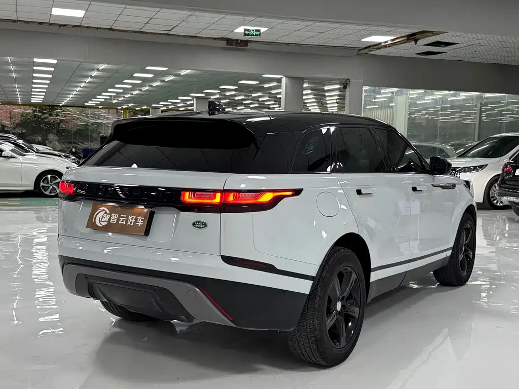 Land Rover Velar 2021 — фото 9