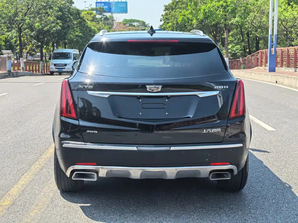 Cadillac XT5 2020 — фото 19