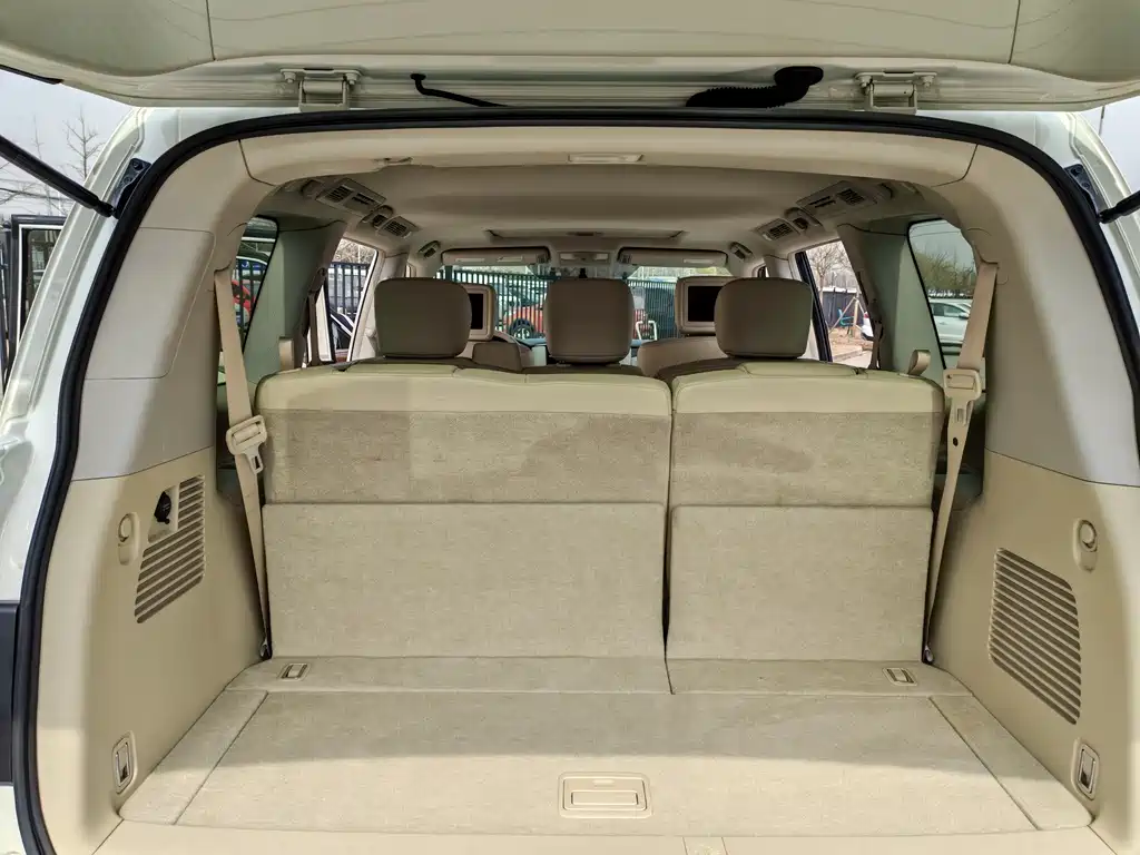Nissan Patrol 2018 — фото 19