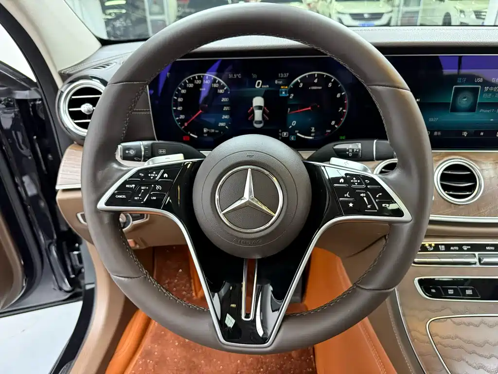 Mercedes-Benz E-Class 2023