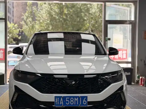 Jetta VS5 2022