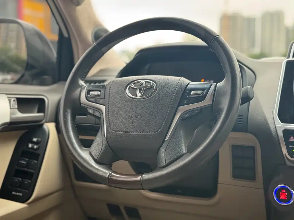 Toyota Prado 2020 — фото 10