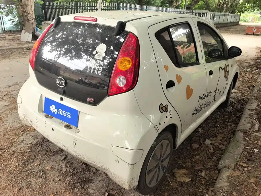 BYD F0 2015