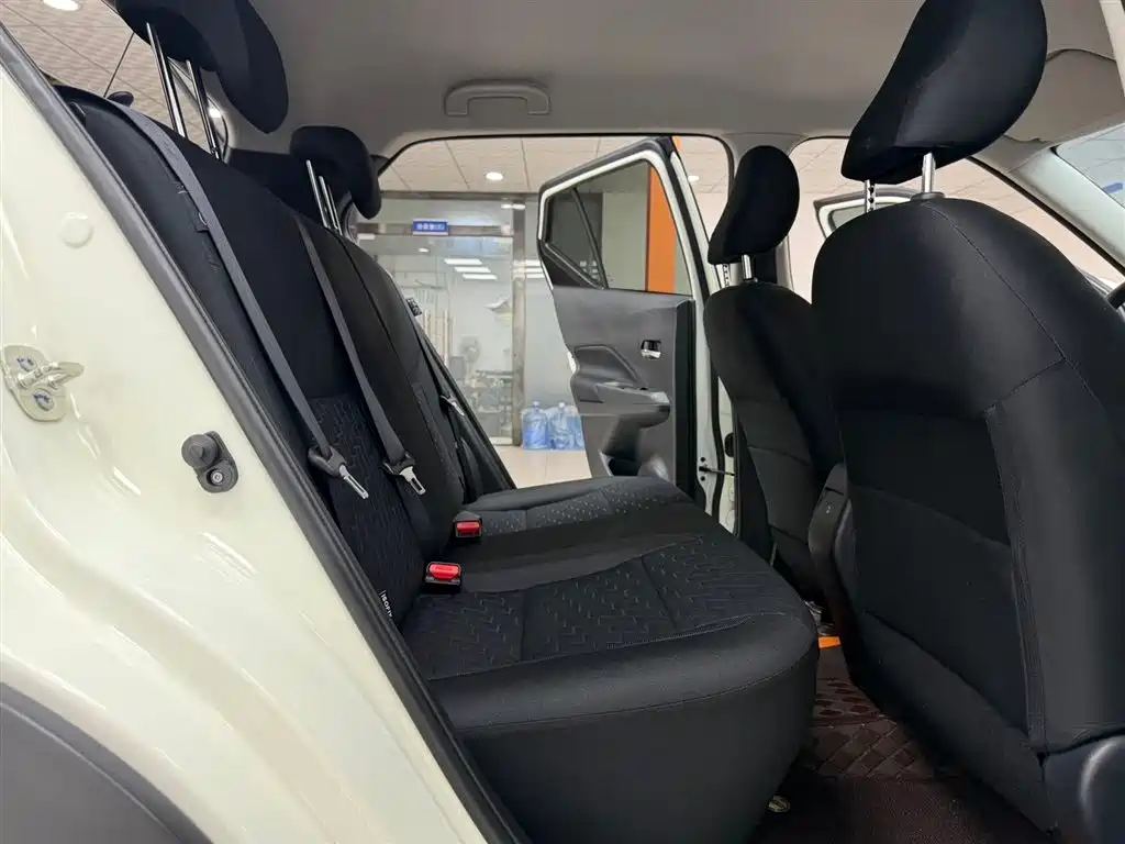 Nissan Kicks 2025 — фото 10