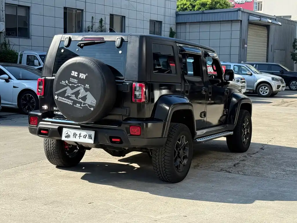 BAIC BJ40 2022 — фото 13