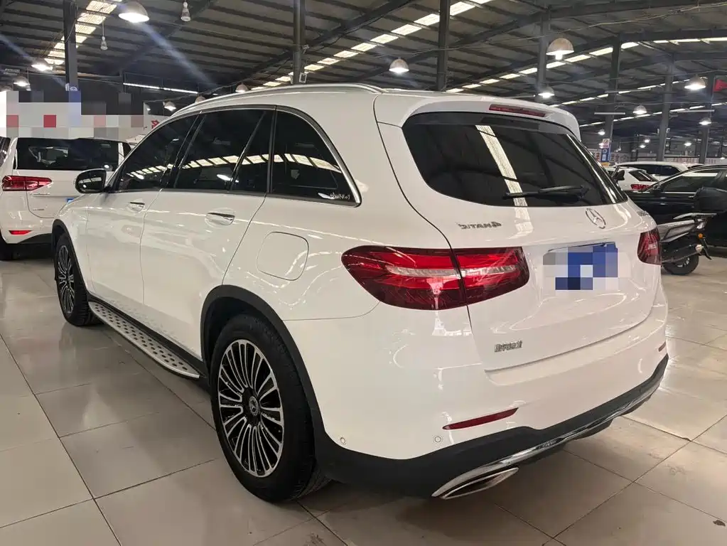 Mercedes-Benz GLC 2018 — фото 15