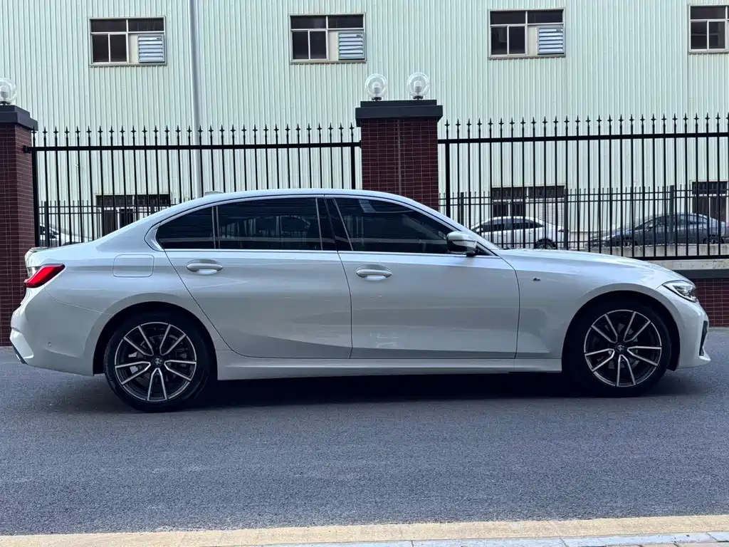 BMW 3 Series 2020