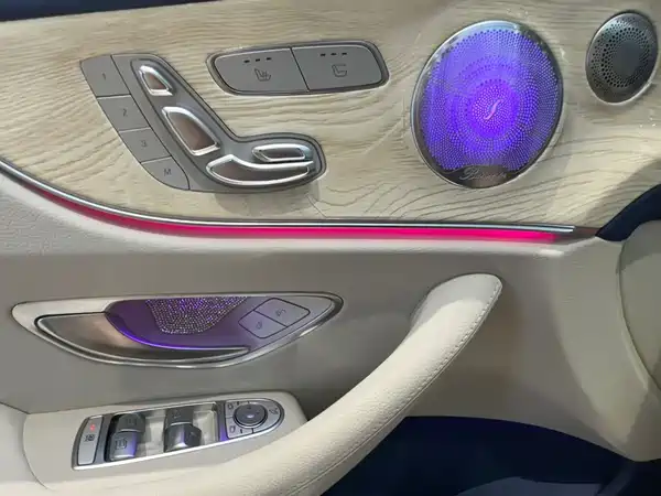 Mercedes-Benz E-Class 2023