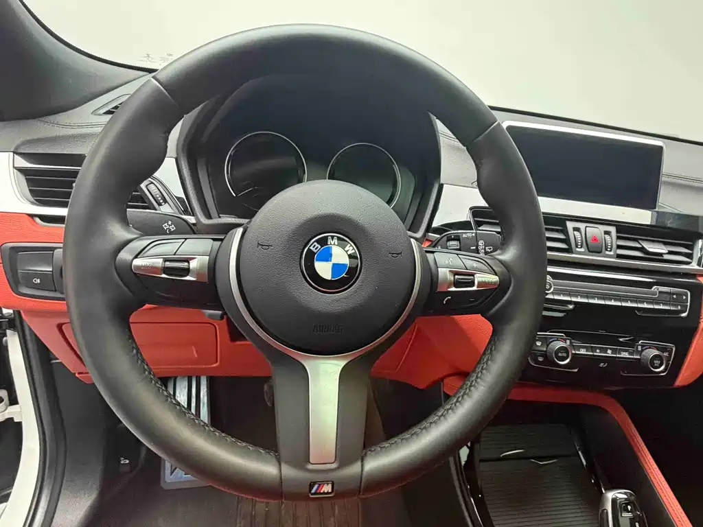 BMW X2 2020 — фото 11