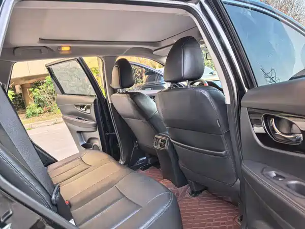 Nissan X-Trail 2024