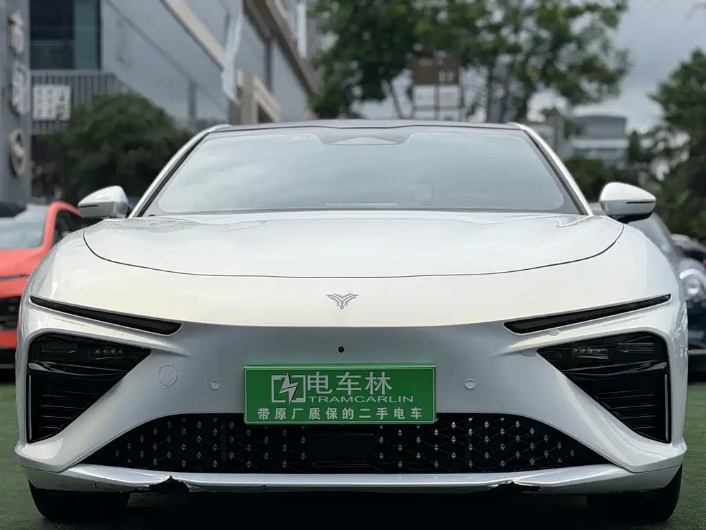 Neta S 2023