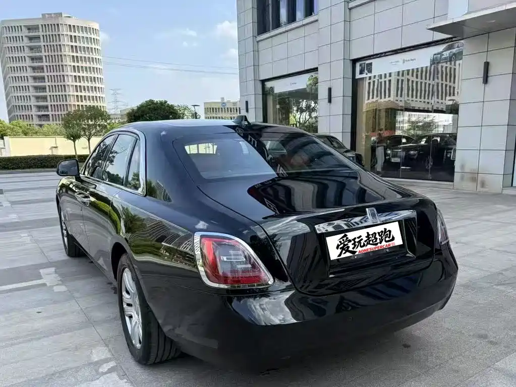 Rolls-Royce Ghost 2022