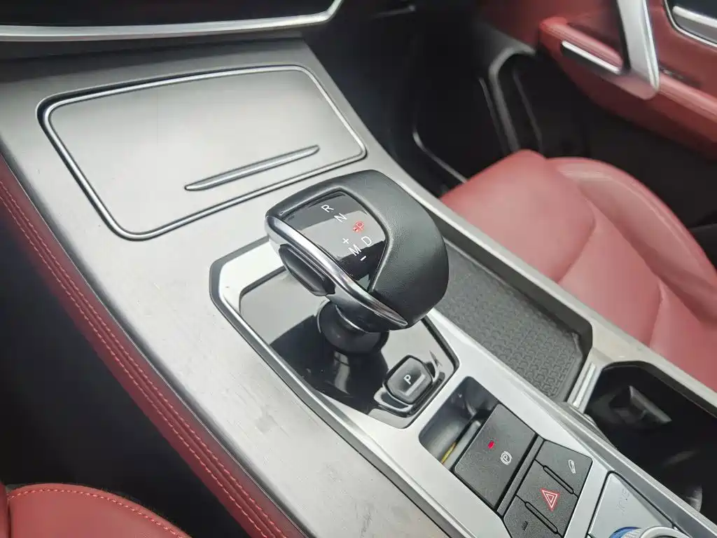 Jetour X70 PLUS 2024 — фото 13
