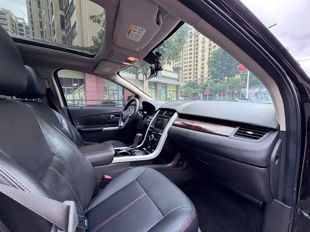 Ford Edge 2015 — фото 18